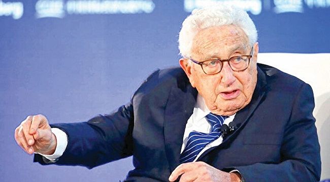 HENRY KISSINGER'DAN RUSYA-UKRAYNA SAVAŞI İÇİN ÜÇ SENARYO