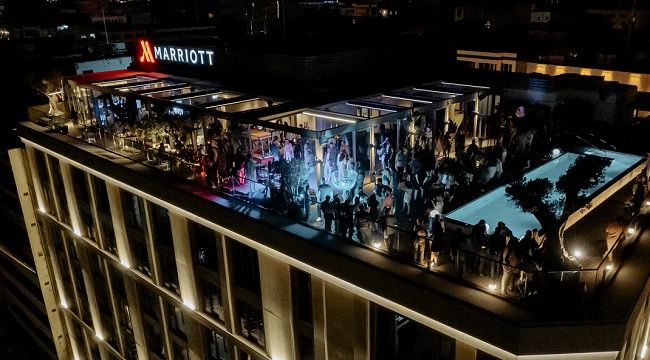 İZMİR MARRIOTT MUHTEŞEM BİR GECE İLE YAZA MERHABA DEDİ !