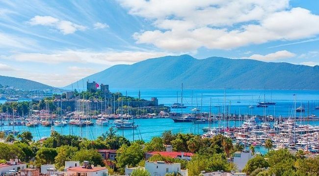 BODRUM ZENGİNLERİN TERCİH ETTİĞİ LÜKS VE PAHALI BİR DESTİNASYON OLMALI !