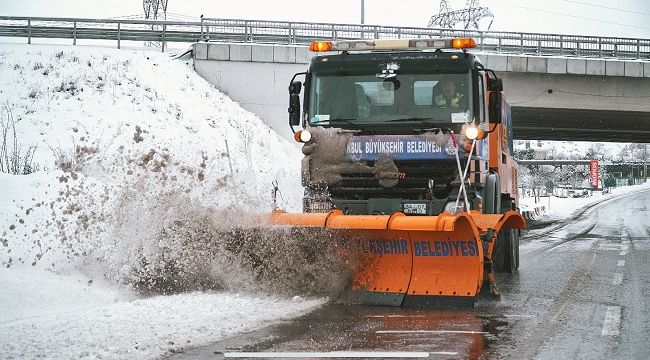 İSTANBUL KARA HAZIRLANIYOR, İSTANBUL İÇİN KAR GÖRÜNDÜ !